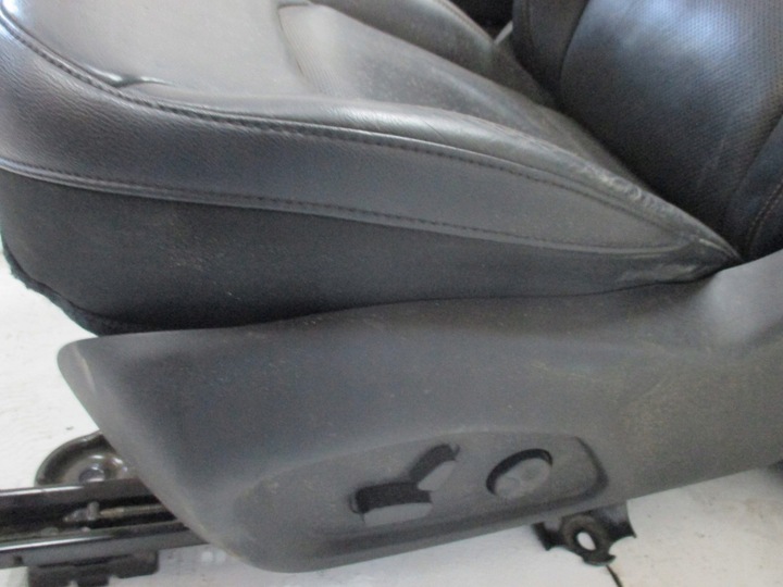 фото №12, Оббивка шкіра сидіння jeep compass ii 17r