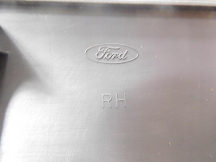 фото №8, Отделка – стойка „a”. правое ford fiesta 1995-2002 oem номер 1074985