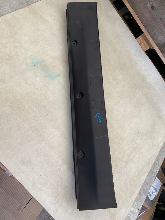 фото №1, A8 d3 накладка планка защита ремня зад 4e0863471b