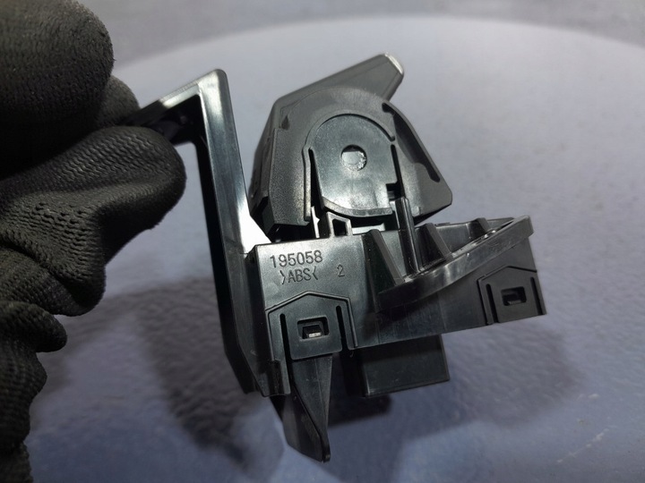 фото №6, Lexus ux 250h перемикач гальма ручного 12 pin 195058