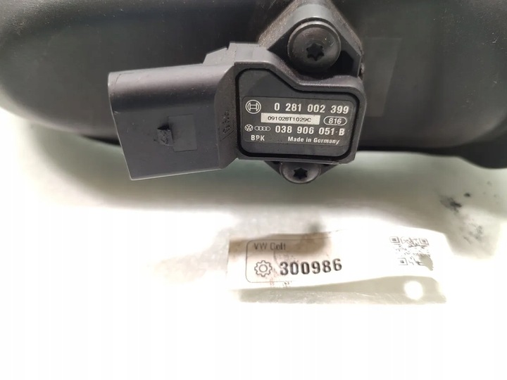 фото №7, Vw golf шланг / труба інтеркулер 1.4 tsi бензин 90kw 122 hp 03c145673h