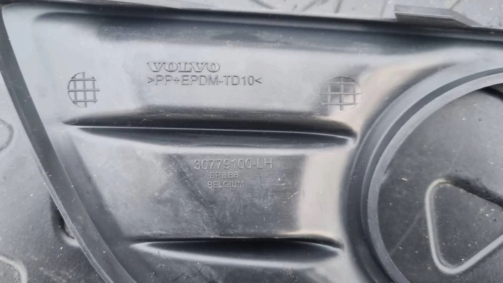 фото №11, Решітка галоген ліва volvo v50 2008- оригінальний номер 30779100