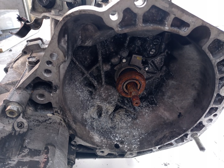 фото №10, Коробка передач коробки передач suzuki sedici sx4 4x4 79j0