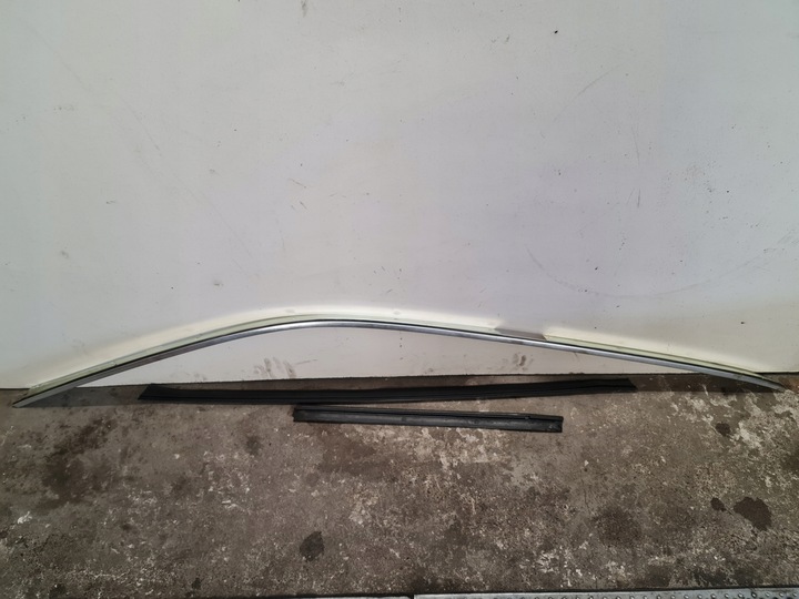 фото №1, Планка хром крышная a8 d2 длинный левая 4d4853703b