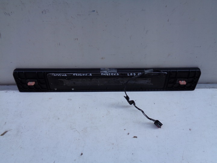 фото №2, Планка пороговая порог защита порога ford mustang 15- led