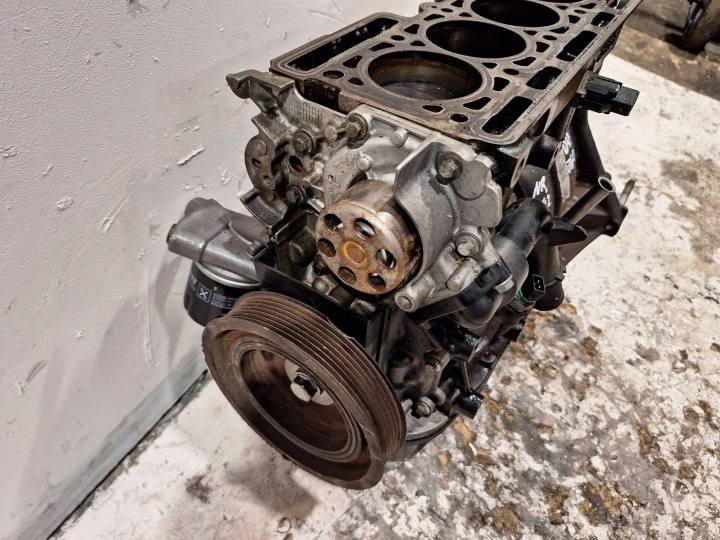 фото №5, Блок управления (оригинал) низ двигателя d4f740 renault clio iii iv dacia sandero 1.2 16v