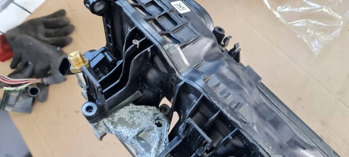 фото №7, S6 c7 4g рестайлінг колектор всмоктуючий повітря лівий 4.0 tfsi 079133109bb s7 4g