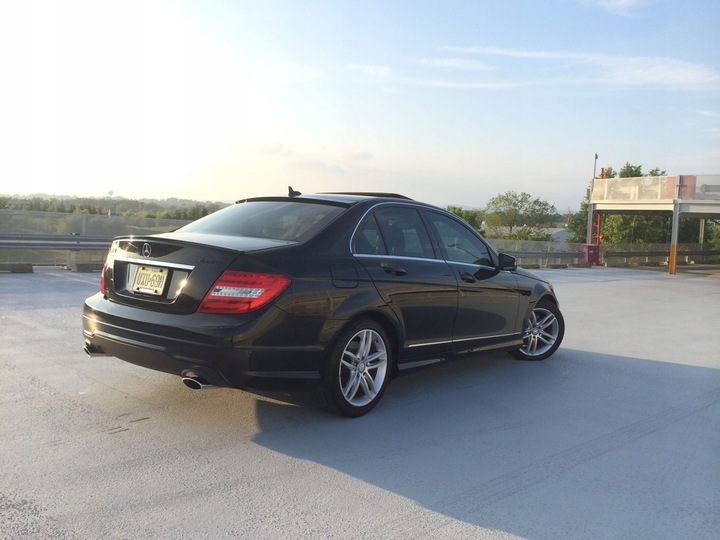 фото №12, Mercedes w204 спойлер спойлер na стекло качество!!!