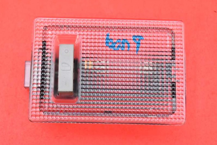 фото №1, Лампа освітлення інтер'єру зад 13126729 opel corsa e 14-20