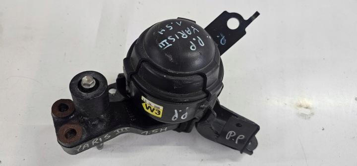 фото №16, Toyota yaris iii рестайлінг 17-20r 1.5h кронштейн подушка двигуна fcd500 w3 160218