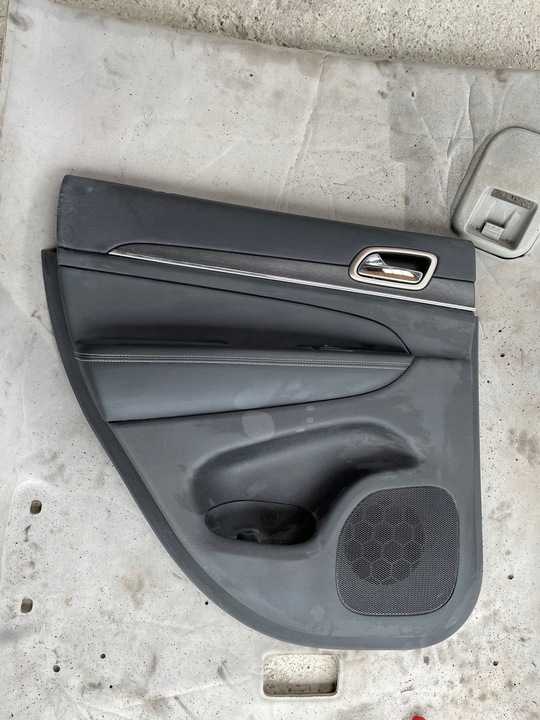 фото №1, Jeep grand cherokee wk2 оббивка двері зад ліва