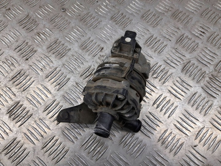 фото №5, Audi a7 s7 4g 2013 з спереду насос води