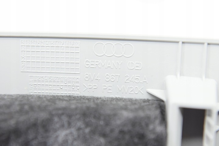 фото №8, Audi a3 8v защита обшивка стойка левая правые jasnoszare