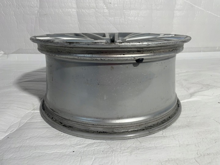 фото №11, Audi a4 b9 a5 8w алюминиевый диск 8w0601025be 8.5x19 et40