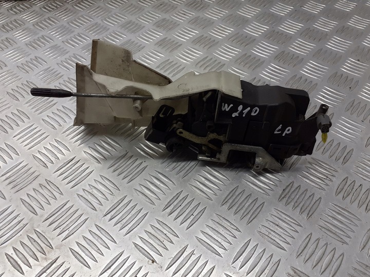 фото №1, Замок двері лівий перед mercedes w210 2027203335