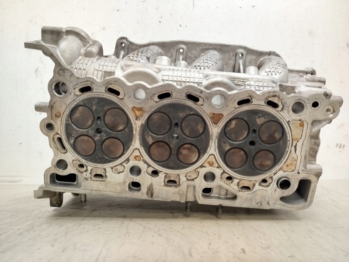 фото №9, Головка двигуна land rover jaguar 4r8q-6090-ag 2.7 276dt