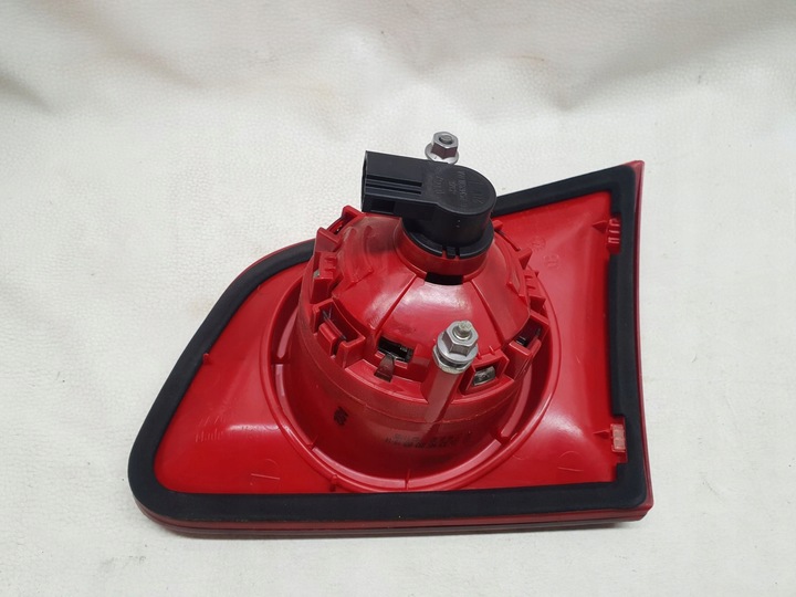 фото №6, Vw passat b6 універсал лампа w кришка багажника зад задня ліва європа 3c9945093