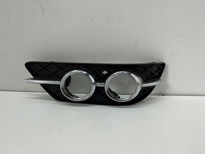 фото №1, Mercedes c-klasa w204 рестайлінг решітка бампера права перед передня 2048803524