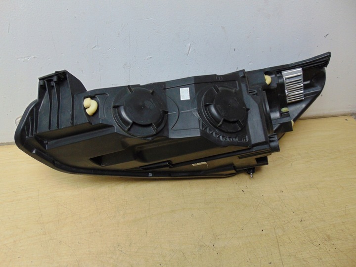 фото №13, Лампа права перед ford focus mk4 led європа