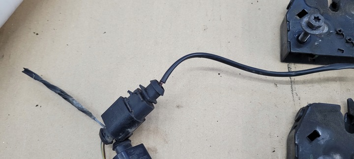 фото №5, A6 c7 4g s6 замок капота перед 4g0823509c s7 4g a7