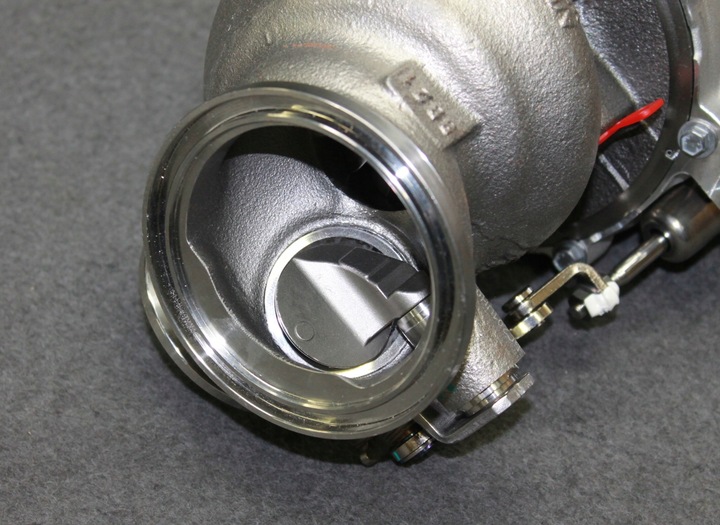 фото №11, Bmw g30 g11 g15 g05 n63b44d 530km турбокомпресора турбіни комплект - нове oem