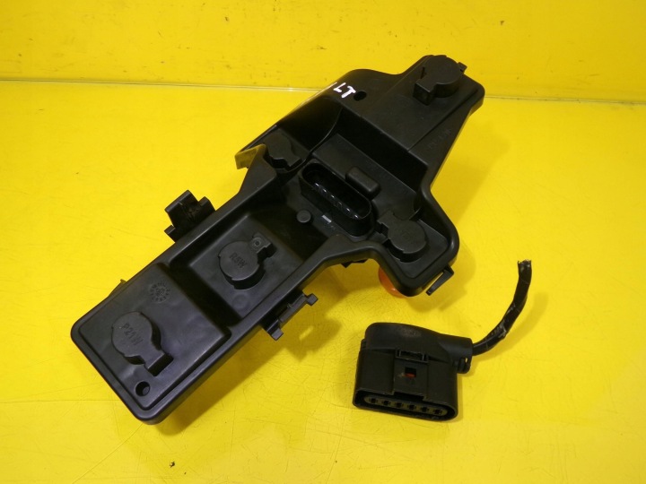 фото №12, Вкладка лампы левое зад volkswagen touran i 2003 1t0945257a nr795