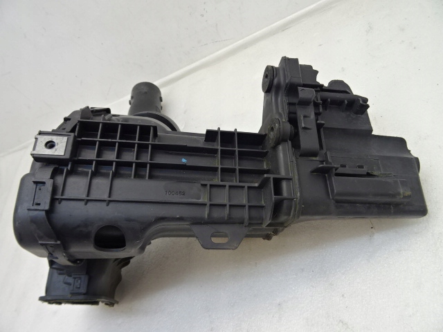 фото №7, Peugeot 308 t9 1.6 thp резонатор уловитель воздуха 9689014180