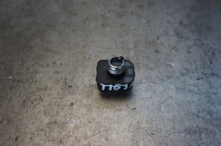 фото №1, Переключатель кнопка регулировка зеркал audi tt 8j 8j0959565b
