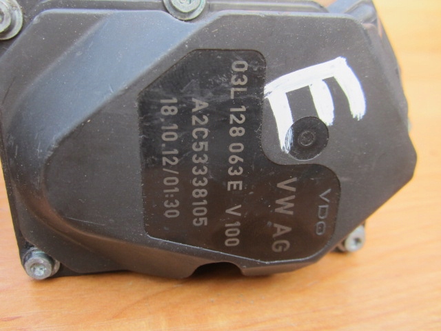 фото №16, Vw audi 1.6 2.0 tdi колектор впускний  03l129711an дросельна заслінка 03l128063e