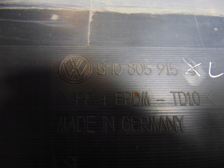фото №11, Накладка бампера перед vw golf viii 5h0805915