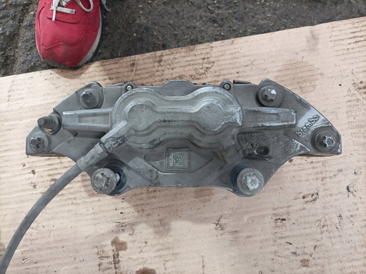 фото №8, Mercedes a-klasa w176 a45 amg brembo зажимы тормозные левый правый передние