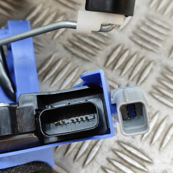 фото №7, Kia ev6 2021 права сторона ручка зовнішня двері задніх