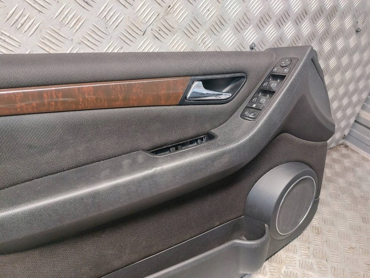 фото №7, Обшивки двері комплект mercedes-benz w169 a200 a1697201570 a1697201670