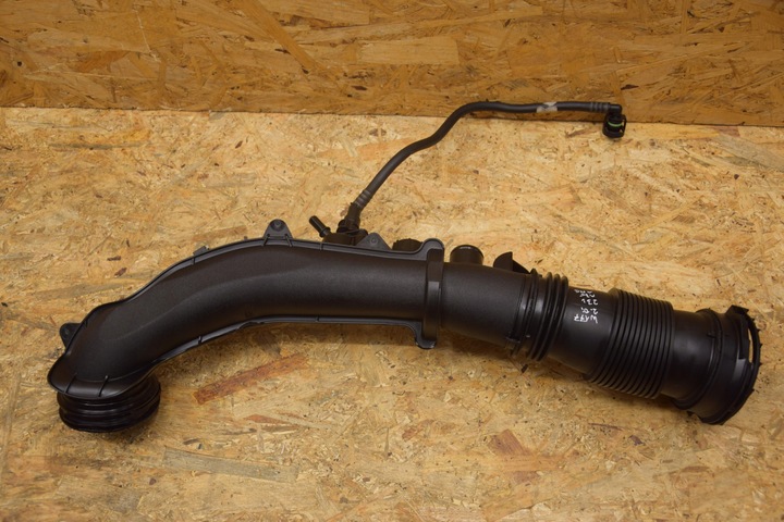 фото №8, Труба шланг воздуха mercedes a-klasa w177 2.0i a35 amg 23r a2600904000