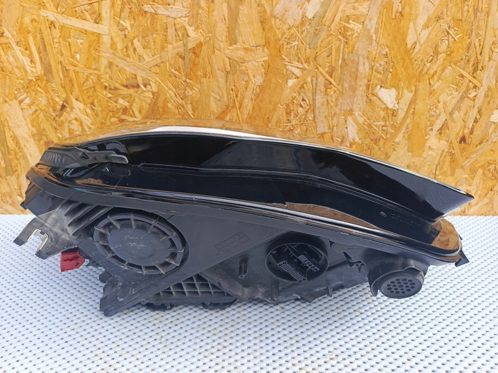 фото №16, Лампа перед права audi a6 c7 рестайлінг повний led matrix 4g0.941.036