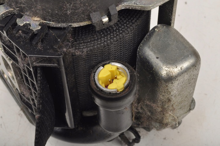 фото №4, Mercedes w245 pas безпеки правий перед 607718200