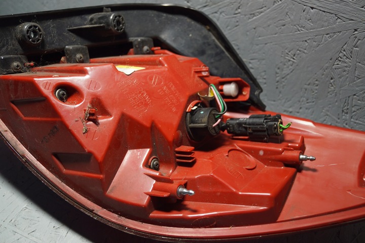 фото №12, Лампа левый зад kia sportage iii