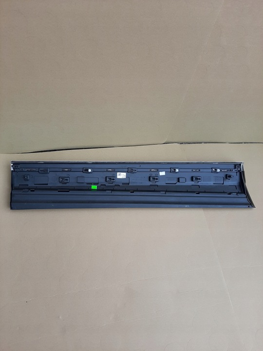 фото №11, Vw touareg iii r-line планка дверь prawy760854940e