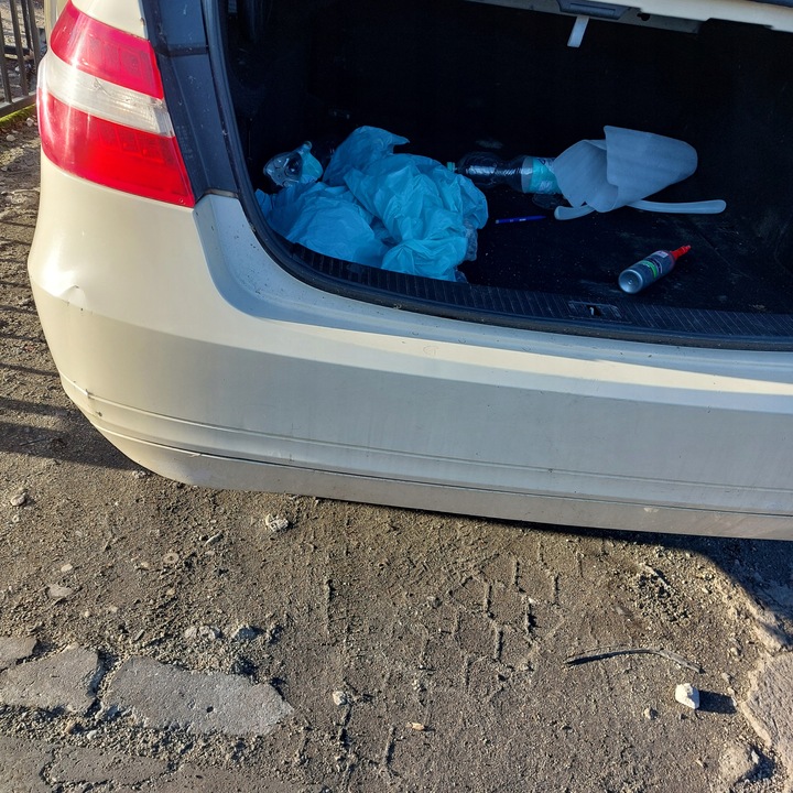 фото №6, Mercedes e-klasa w212 sedan бампер задний код краски c623