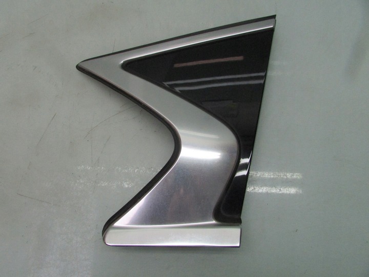 фото №1, Q30 16r планка права задня праві зад хром захист