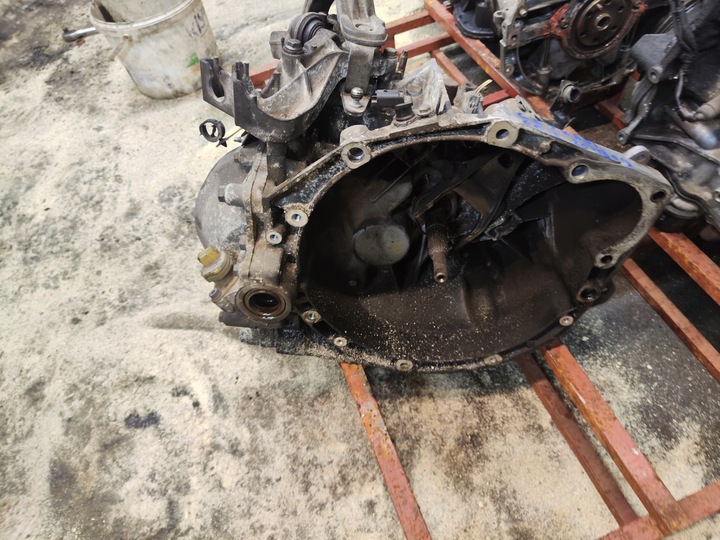 фото №1, Citroen c8 2.2 hdi коробка передач коробки передач 20mb09 6 коробки передач