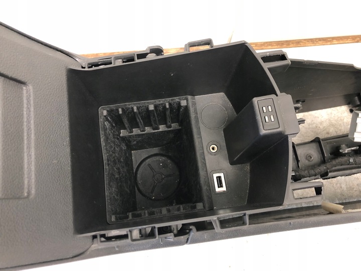 фото №7, Тунель середній підлокітник ford kuga mk2