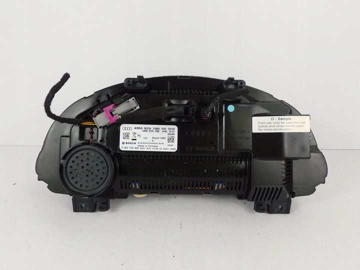 фото №8, Audi q7 4m ii спідометр  прилади віртуальний капот lcd 4m0920790 справний штекери