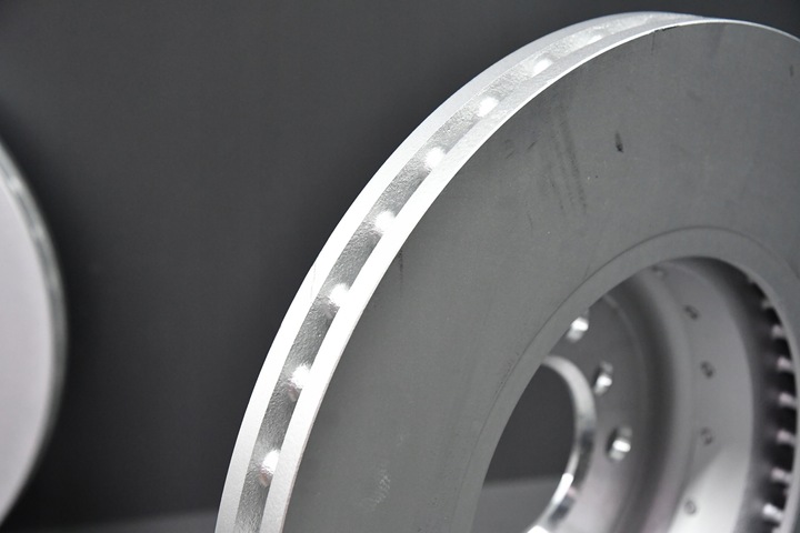 фото №8, Диск правая левая перед передняя bmw 3 f30 f31 f34 4 f32 f33 f36 370x30