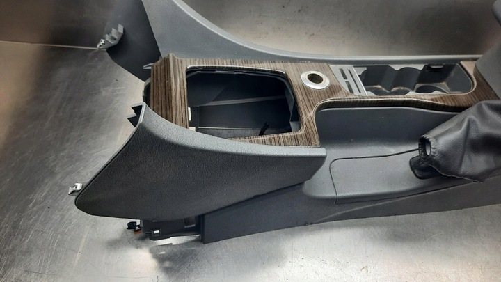 фото №5, Подлокотник туннель средний ford focus mk2 рестайлинг 1.6b 09r