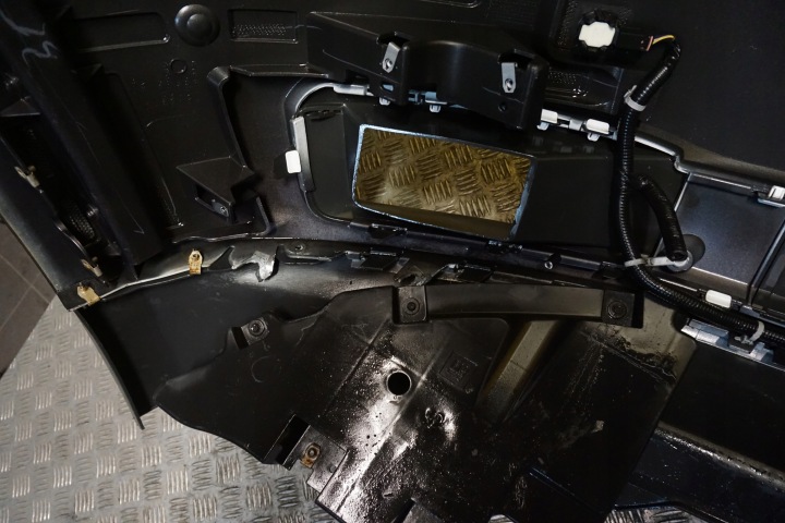 фото №13, Chevrolet tahoe suburban 2015 - 2020 бампер перед передній решітка usa