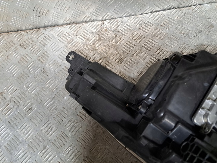 фото №11, Ford c-max рестайлинг 16 r лампа левая перед ксенон f1cb-13d153-af