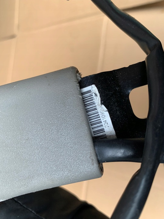 фото №3, Jeep grand cherokee wk2 застёжка ремня перед оригинал