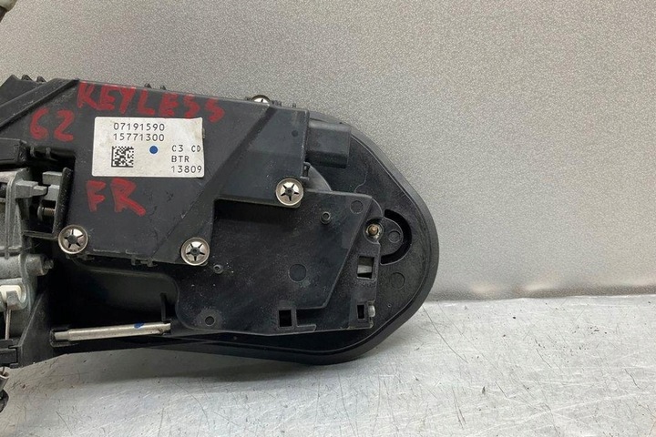 фото №11, Ручка левых боковых дверь bmw 5 e60 07191590 4.8l бензин 2009