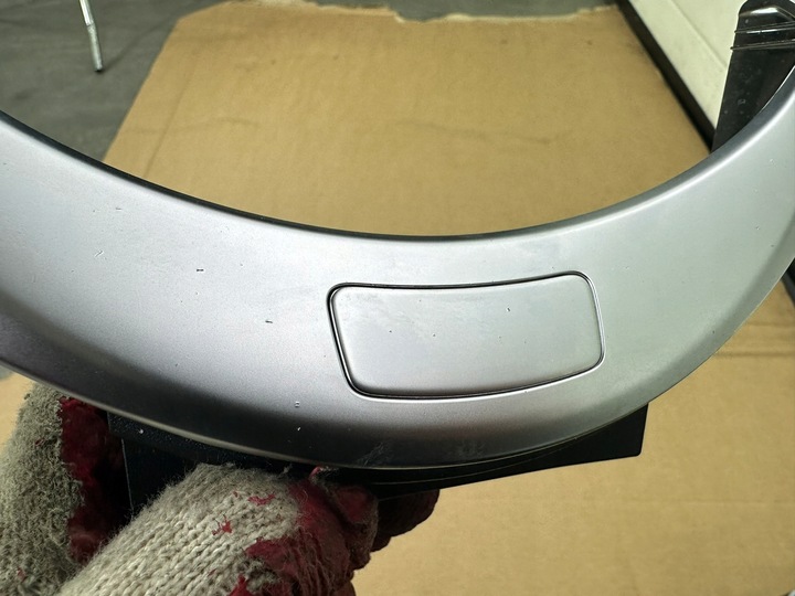 фото №7, Открытие бардачка, хром средний, кнопка mercedes c класс w205